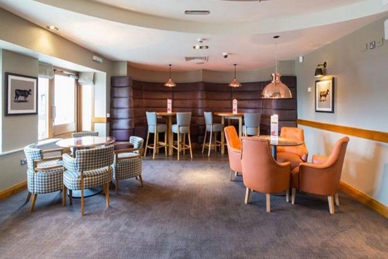 Premier Inn Newton Abbot Ngoại thất bức ảnh