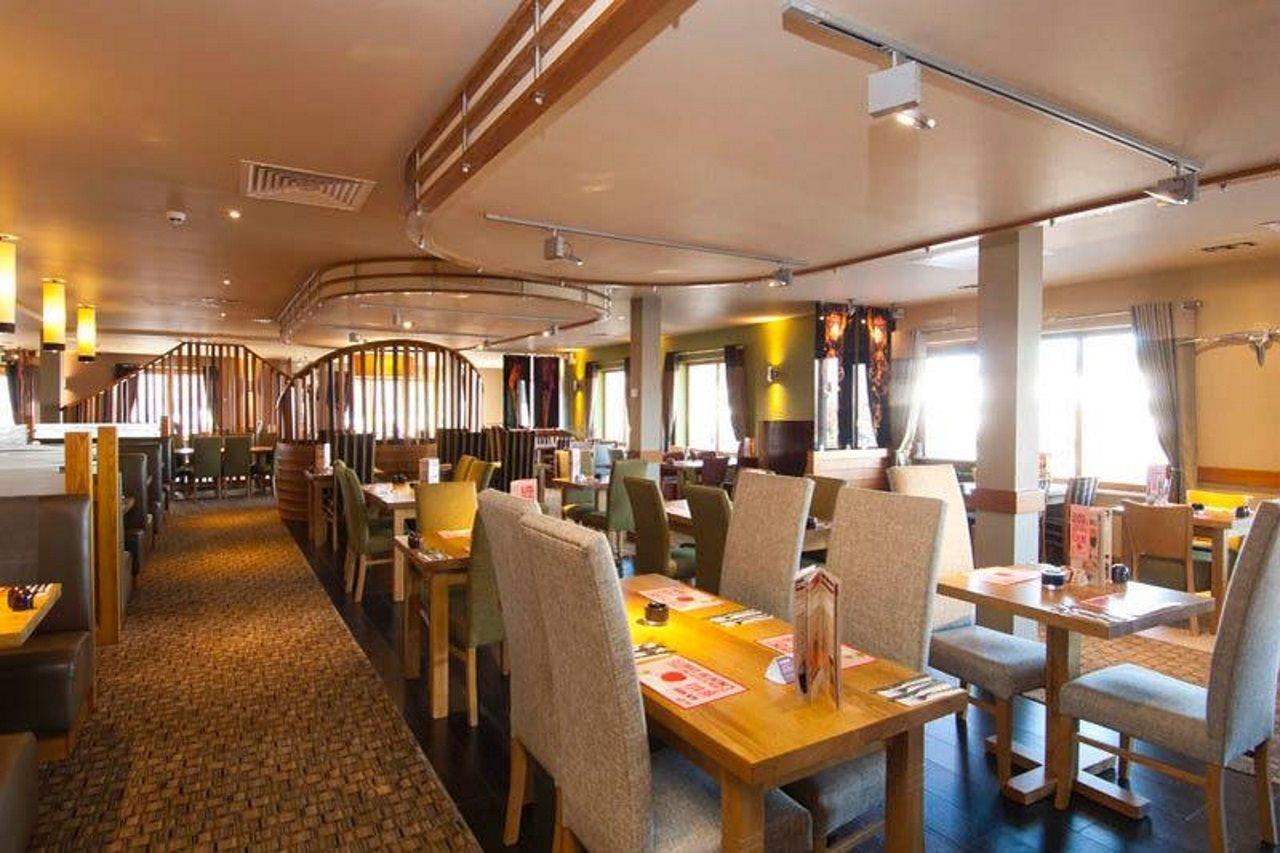 Premier Inn Newton Abbot Ngoại thất bức ảnh